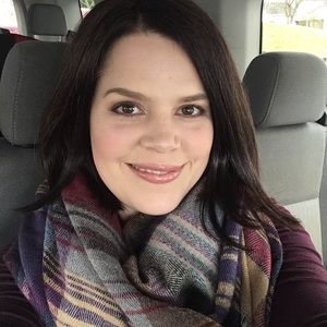 Meet your Posher, Nicole